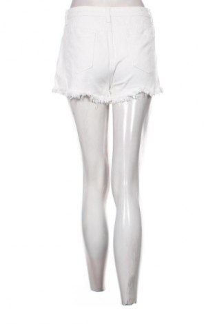 Дамски къс панталон Unbranded, Размер M, Цвят Бял, Цена 8,69 €