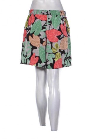 Dámské kraťasy  Unbranded, Velikost M, Barva Vícebarevné, Cena  209,00 Kč