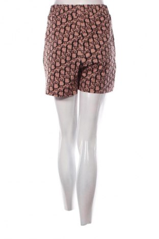 Γυναικείο κοντό παντελόνι Unbranded, Μέγεθος M, Χρώμα Πολύχρωμο, Τιμή 9,99 €