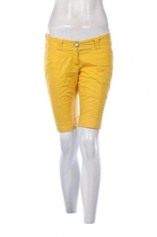 Γυναικείο κοντό παντελόνι Unbranded, Μέγεθος M, Χρώμα Κίτρινο, Τιμή 8,99 €