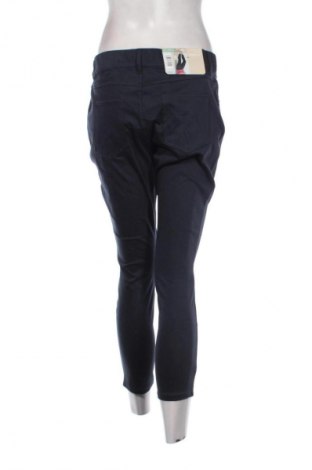 Női leggings TCM, Méret L, Szín Kék, Ár 2 879 Ft