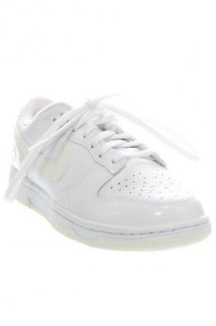 Γυναικεία παπούτσια Nike, Μέγεθος 36, Χρώμα Λευκό, Τιμή 49,99 €