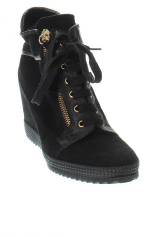 Dámske topánky  Unbranded, Veľkosť 35, Farba Čierna, Cena  20,95 €