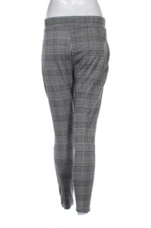 Γυναικείο παντελόνι Amisu, Μέγεθος S, Χρώμα Πολύχρωμο, Τιμή 3,99 €