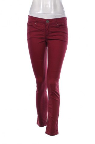 Damskie spodnie Arizona, Rozmiar M, Kolor Czerwony, Cena 13,99 zł