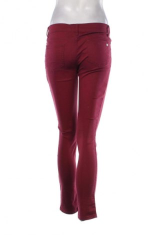 Damskie spodnie Arizona, Rozmiar M, Kolor Czerwony, Cena 13,99 zł