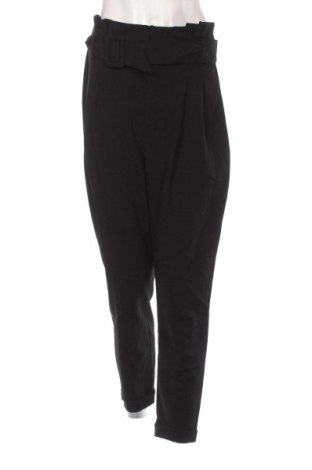 Dámské kalhoty  Bershka, Velikost M, Barva Černá, Cena  99,00 Kč