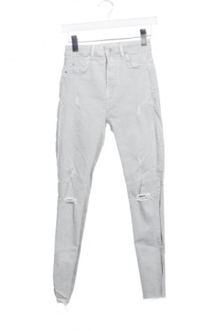 Pantaloni de femei Bershka, Mărime XS, Culoare Gri, Preț 10,99 Lei