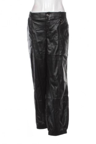 Damskie spodnie Bershka, Rozmiar XL, Kolor Czarny, Cena 52,99 zł