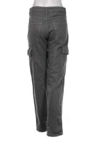 Damskie spodnie Bershka, Rozmiar S, Kolor Szary, Cena 16,99 zł