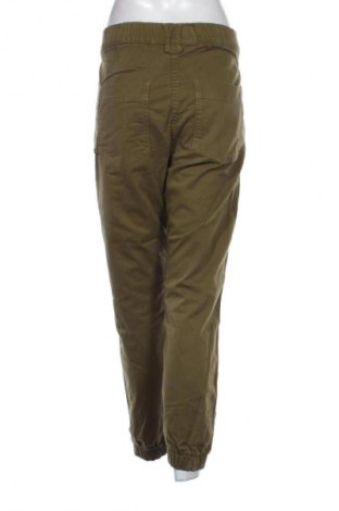 Γυναικείο παντελόνι Bershka, Μέγεθος L, Χρώμα Πράσινο, Τιμή 4,99 €