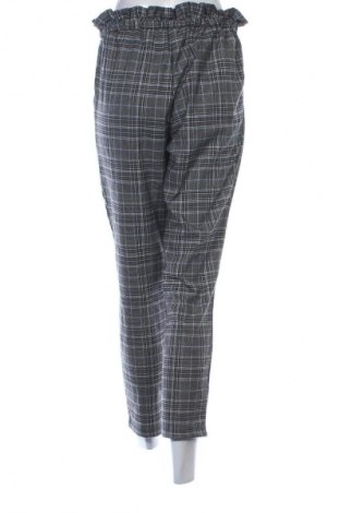 Damskie spodnie Clockhouse, Rozmiar M, Kolor Kolorowy, Cena 36,51 zł