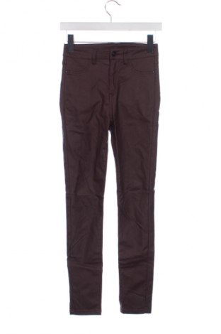 Γυναικείο παντελόνι Clockhouse, Μέγεθος XXS, Χρώμα Κόκκινο, Τιμή 2,99 €