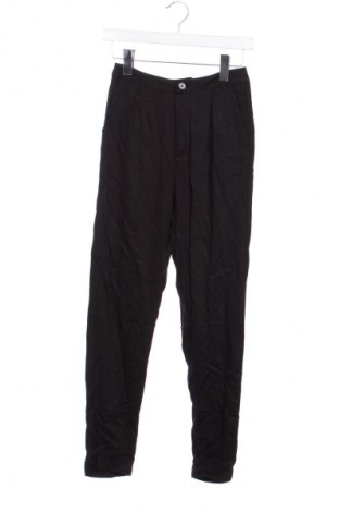 Dámské kalhoty  Cropp, Velikost XXS, Barva Černá, Cena  986,00 Kč