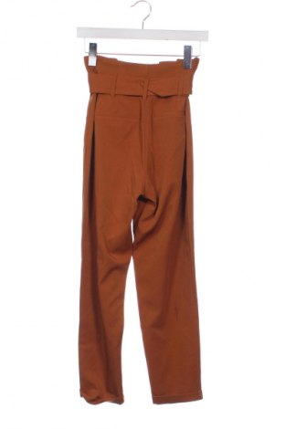 Damskie spodnie Cropp, Rozmiar XS, Kolor Pomarańczowy, Cena 25,99 zł