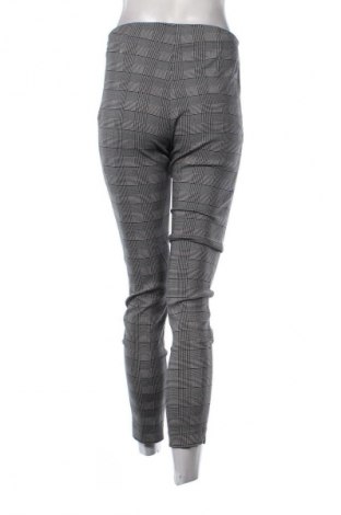 Damenhose Essentiel, Größe M, Farbe Mehrfarbig, Preis 6,99 €