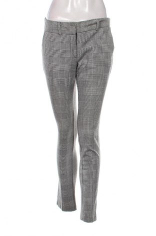 Pantaloni de femei Guess, Mărime M, Culoare Multicolor, Preț 157,34 Lei