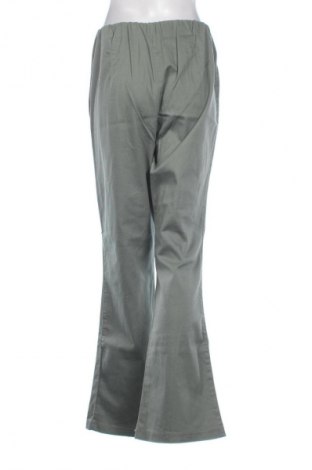 Γυναικείο παντελόνι Maxi Me, Μέγεθος M, Χρώμα Πράσινο, Τιμή 1,99 €