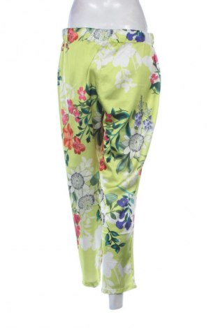 Damskie spodnie NEW COLLECTION, Rozmiar S, Kolor Kolorowy, Cena 52,69 zł