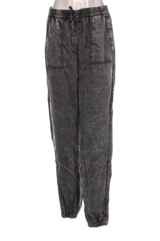 Damenhose ONLY, Größe M, Farbe Grau, Preis 16,99 €