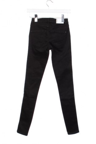 Damskie spodnie ONLY, Rozmiar XS, Kolor Czarny, Cena 60,99 zł
