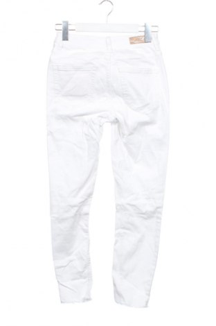 Дамски панталон ONLY, Размер XS, Цвят Бял, Цена 3,57 €