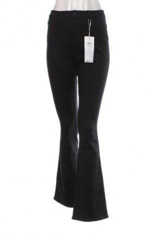 Дамски панталон ONLY, Размер L, Цвят Черен, Цена 19,42 €