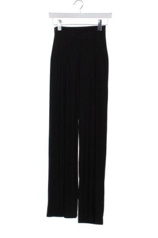 Γυναικείο παντελόνι Pretty Little Thing, Μέγεθος S, Χρώμα Μαύρο, Τιμή 14,77 €