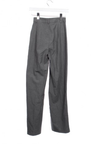 Дамски панталон Pull&Bear, Размер XS, Цвят Сив, Цена 19,42 €