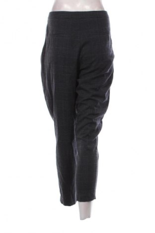 Damskie spodnie Reserved, Rozmiar M, Kolor Kolorowy, Cena 19,99 zł