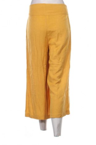 Γυναικείο παντελόνι Reserved, Μέγεθος S, Χρώμα Κίτρινο, Τιμή 8,99 €