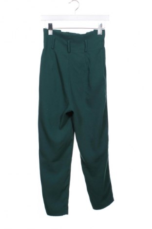 Damskie spodnie Stradivarius, Rozmiar XS, Kolor Zielony, Cena 22,99 zł