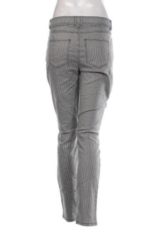 Damskie spodnie Sure, Rozmiar M, Kolor Kolorowy, Cena 7,99 zł