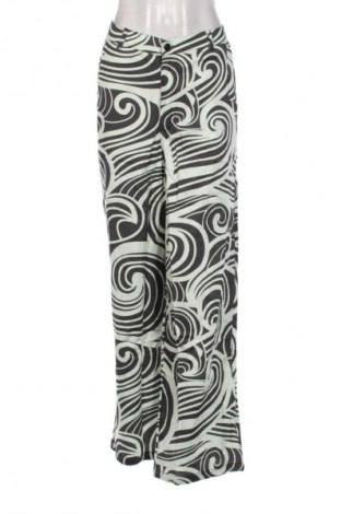 Damskie spodnie Endless Nights, Rozmiar L, Kolor Kolorowy, Cena 40,99 zł