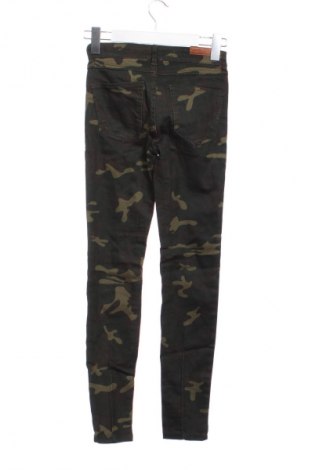 Γυναικείο παντελόνι Zara, Μέγεθος XXS, Χρώμα Πολύχρωμο, Τιμή 2,99 €