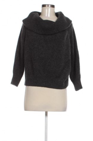 Dámský svetr H&M, Velikost M, Barva Šedá, Cena  214,00 Kč