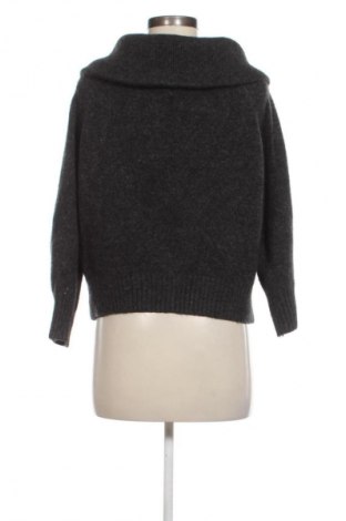 Dámský svetr H&M, Velikost M, Barva Šedá, Cena  214,00 Kč