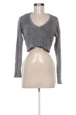 Dámský svetr Pull&Bear, Velikost XS, Barva Šedá, Cena  59,00 Kč