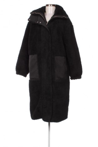 Damski płaszcz Edited, Rozmiar M, Kolor Czarny, Cena 392,99 zł