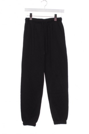 Дамско спортно долнище Pieces, Размер XS, Цвят Черен, Цена 8,69 €