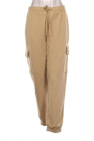 Γυναικείο αθλητικό παντελόνι Urban Classics, Μέγεθος 5XL, Χρώμα Καφέ, Τιμή 20,99 €