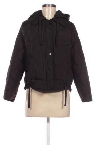 Dámska bunda  Stradivarius, Veľkosť S, Farba Čierna, Cena  24,95 €