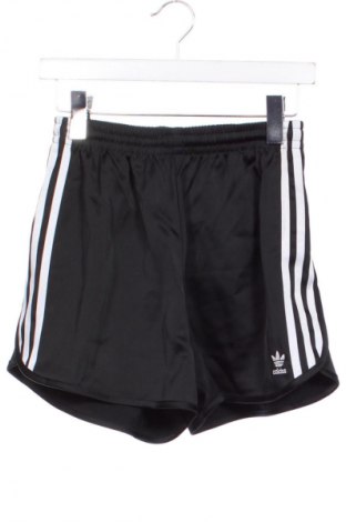 Παιδική κάτω φόρμα Adidas, Μέγεθος 5-6y/ 116-122 εκ., Χρώμα Μαύρο, Τιμή 11,99 €
