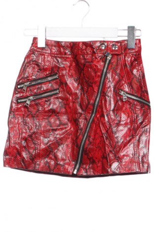 Kožená sukně  Bershka, Velikost XXS, Barva Vícebarevné, Cena  89,00 Kč