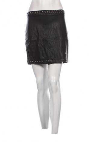 Kožená sukně  Forever 21, Velikost S, Barva Černá, Cena  99,00 Kč