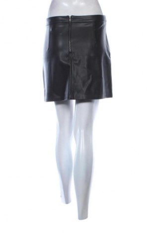Δερμάτινη φούστα Sinsay, Μέγεθος S, Χρώμα Μαύρο, Τιμή 7,99 €