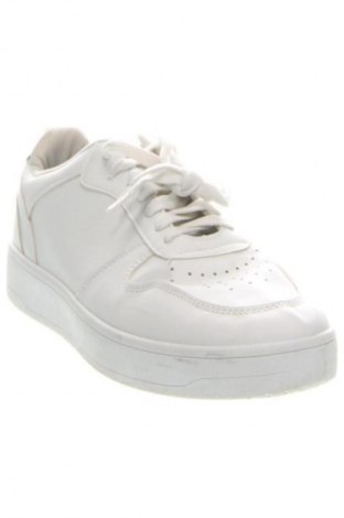 Ανδρικά παπούτσια New Yorker, Μέγεθος 43, Χρώμα Λευκό, Τιμή 15,25 €