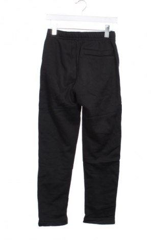 Pantaloni trening de bărbați Nike, Mărime XS, Culoare Negru, Preț 164,99 Lei