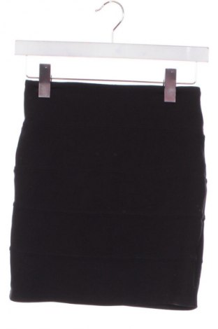Sukňa Amisu, Veľkosť XS, Farba Čierna, Cena  3,95 €