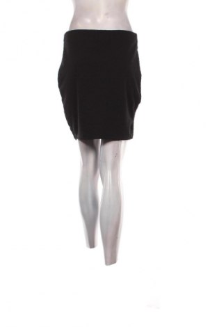 Пола Amisu, Размер M, Цвят Черен, Цена 2,04 €